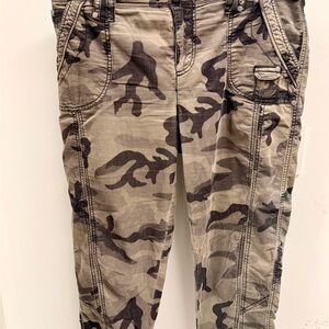Marrakech Camouflage Cargo Pants